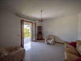 Appartamento con piccolo giardino