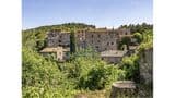 Massa Martana, Piccola Casa in Pietra con giardino