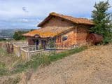 Casale da ristrutturare in posizione panoramica