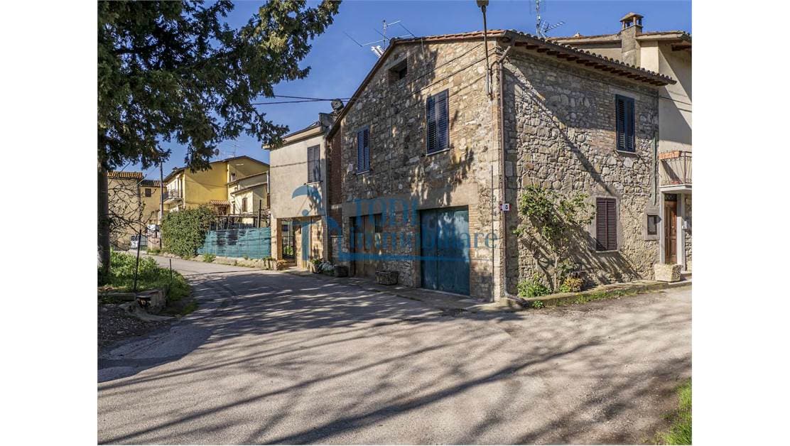 Porzione di casa con Giardino/Orto privato