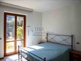 Appartamento con piccolo giardino