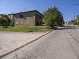 Appartamento con piccolo giardino