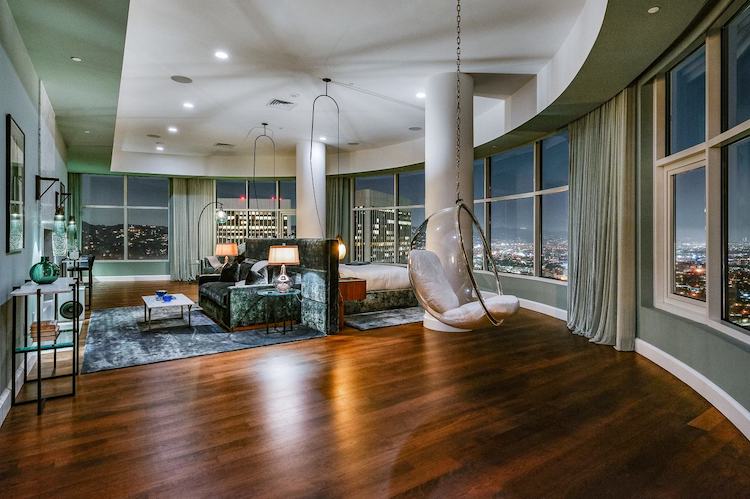 Arredamento eclettico e lussuoso per la casa di Matthew Perry