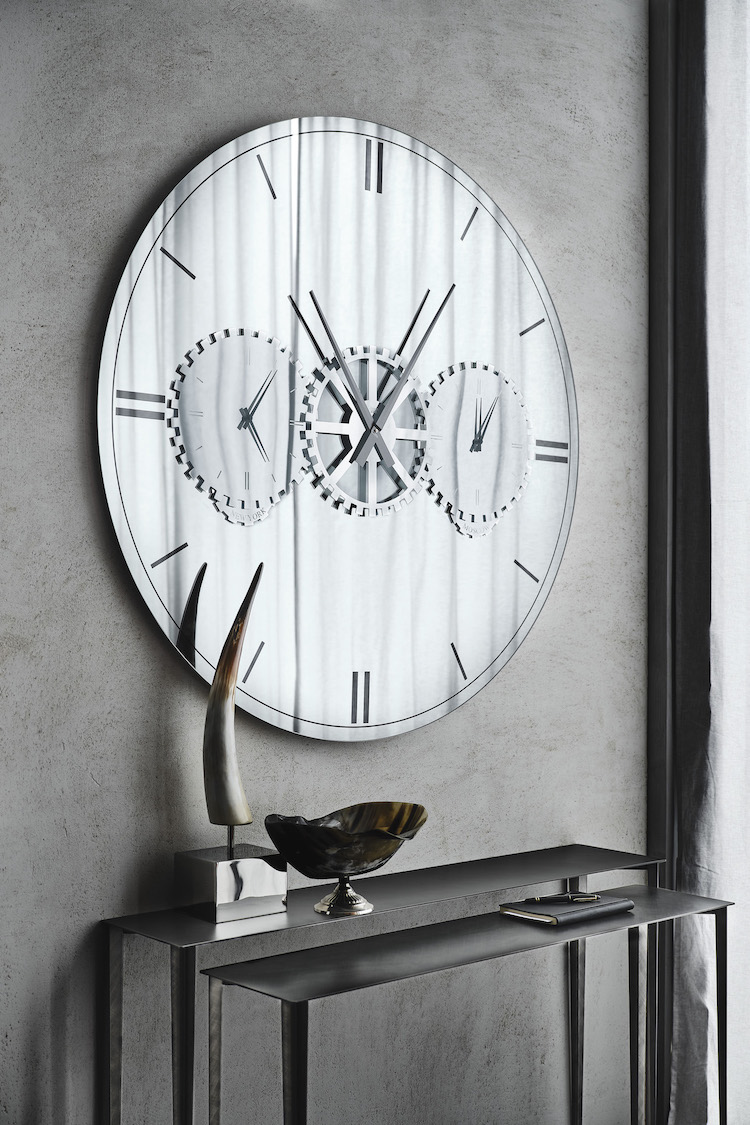 Orologio a parete elegante e di design, Times di Andrea Lucatello per Cattelan Italia