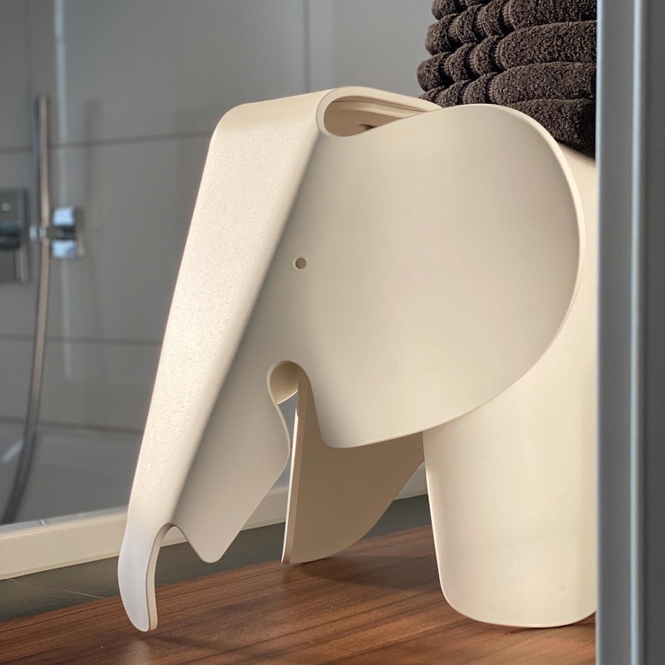 Eames Elephant di Vitra