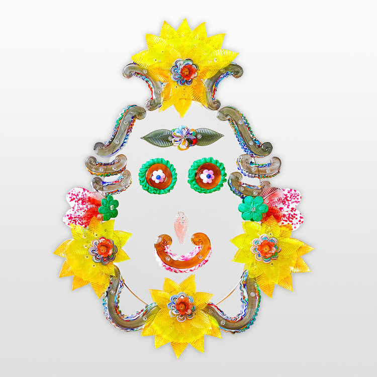 Specchio-maschera Testa di Lucia Massari
